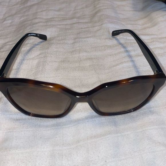 Karl Lagerfeld KL 957S 013 Sunglasses - Picture 2 of 8